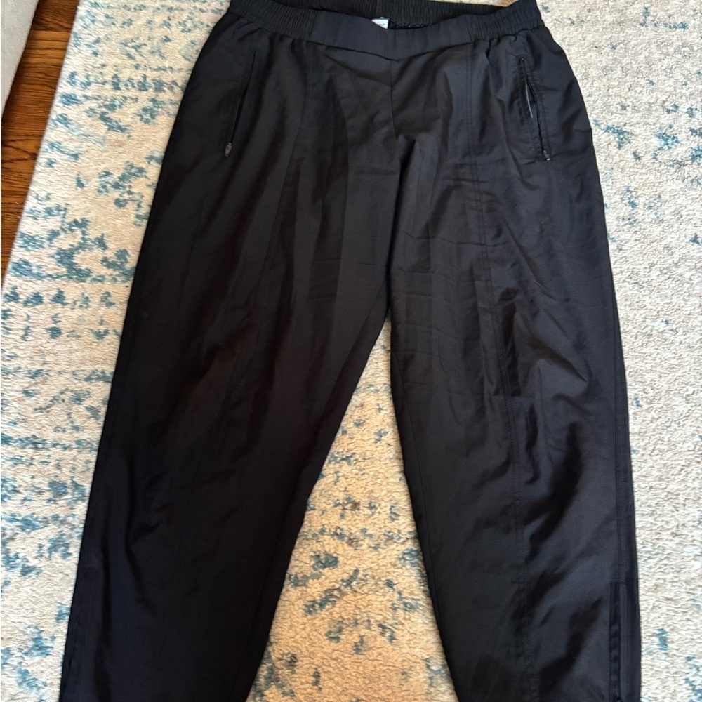 Women’s old navy black joggers